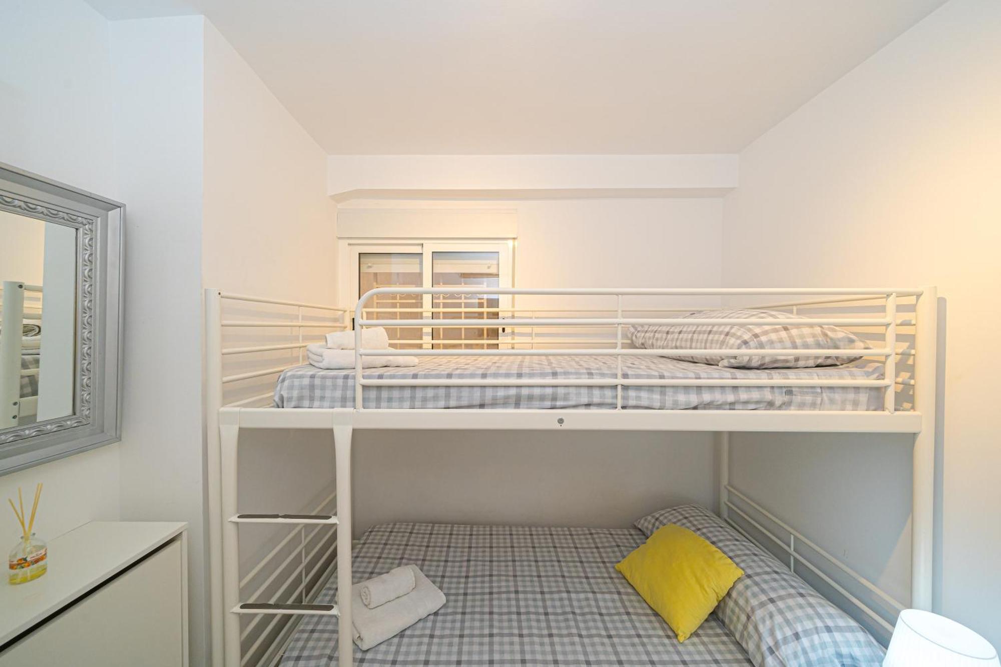 Apartamento Avenida Madrid Benidorm Luaran gambar